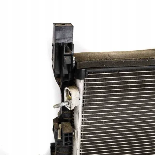 Peças refrigeração Ford OEM 8V61-8C607-ED Usadas image 3