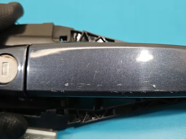 Puxador externo dianteiro esquerdo OEM 14096201 Opel Astra image 4