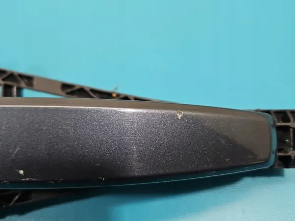 Puxador externo dianteiro esquerdo OEM 14096201 Opel Astra image 5