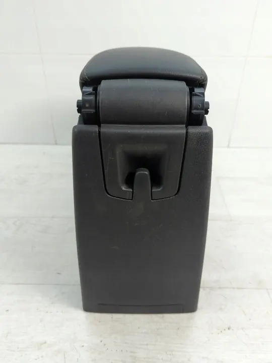 Keskikonsolin käsinoja OEM 8-127-320 Renault Scenic 3:lle image 10