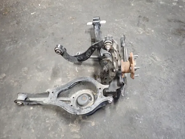 Kit Suspension Arrière Droit OEM 42304-0E090 Toyota Sienna image 3