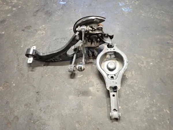 Kit Suspension Arrière Droit OEM 42304-0E090 Toyota Sienna image 4