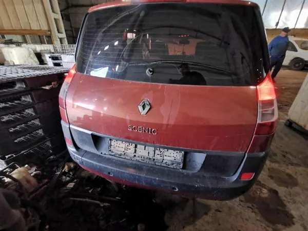 Renault Scenic Komfortmodul 2005 1.6L 8200306033b image 9