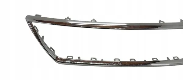 SEAT LEON III 3 LIFT 2017-20 Chrome Grill Frame 5F0854643F image 3