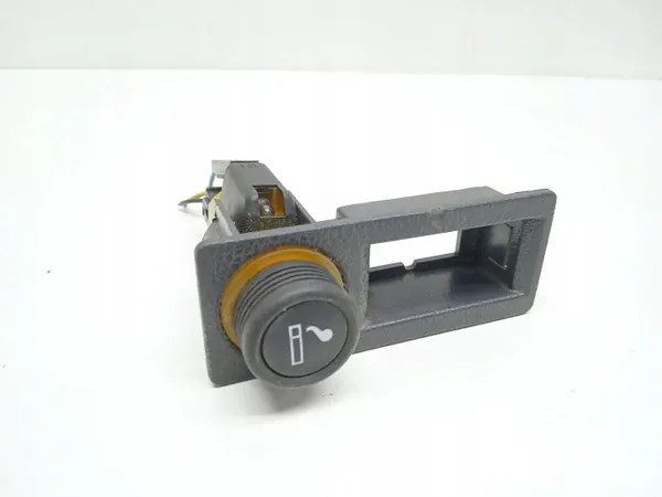Tomada 12V dianteira Renault Clio I OEM 7700804173 image 2