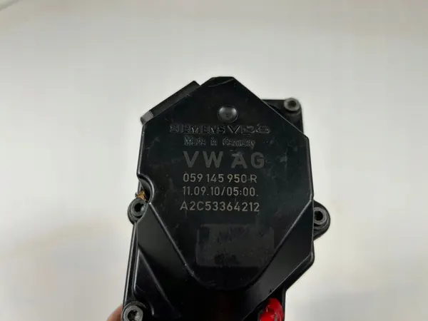 Corpo de borboleta AUDI A6 C6 2.7 TDI 059145950R image 7