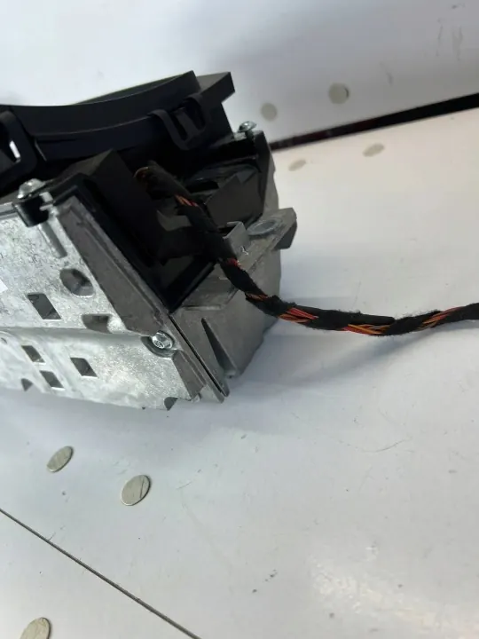 Ecrã Head-Up Audi OE OEM 4G8919604J - Usado image 5