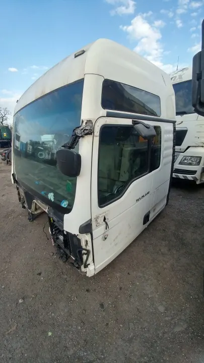 Cabina MAN TGX TGA XXL 2012 - Peça OEM Usada image 2