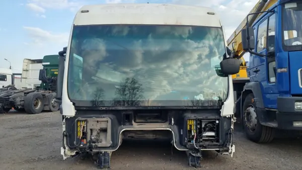 Cabina MAN TGX TGA XXL 2012 - Peça OEM Usada image 3