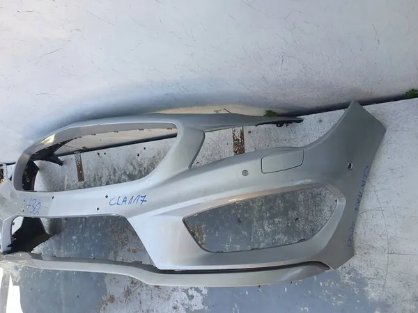 Parachoques delantero Mercedes-Benz CLA 117 AMG image 4