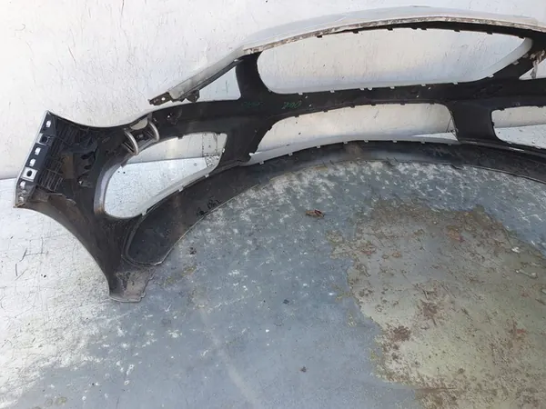 Parachoques delantero Mercedes-Benz CLA 117 AMG image 6