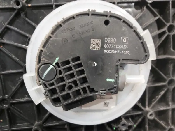 Gebrauchter AdBlue-Tank OEM 4067410AD für Audi A4 B9 image 5