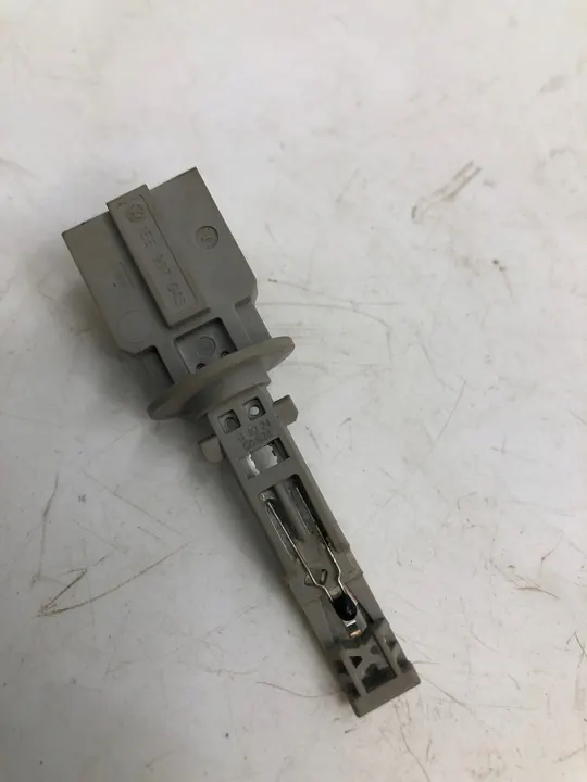 Capteur de température du liquide de refroidissement SEAT LEON (KL1) 1EE907543 image 2