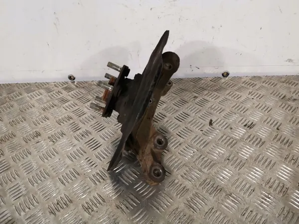 Voorwielnaaf OEM FBZ3575 - Gebruikte Subaru OE image 3