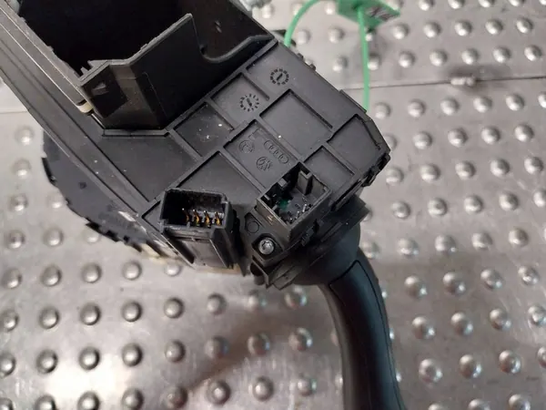 Kombischalter Audi A4 A6 Q7 OE 4F0953549D image 5