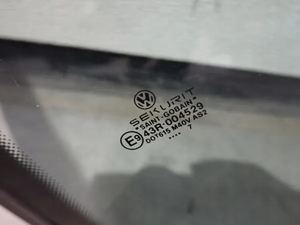 OEM 43R004529 VW New Beetle Cabrio Achterruit Links image 4
