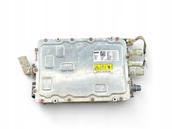 BMW X5 F15 Spanningsomvormer OEM 8697850 - Gebruikt image 2