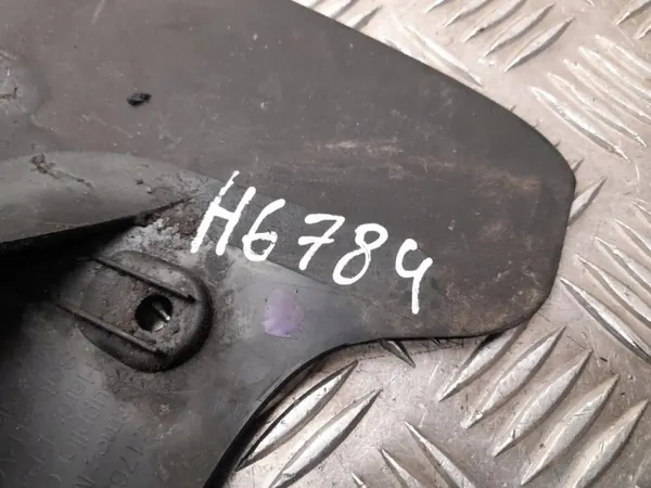 Pieza de acabado Tesla Model 3 OEM 1769299-00-A Usado image 4