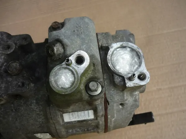 Ilmastointikompressori VW Audi Seat Skoda 1.4 TSI 1.6 FSI 2.0 FSI image 2