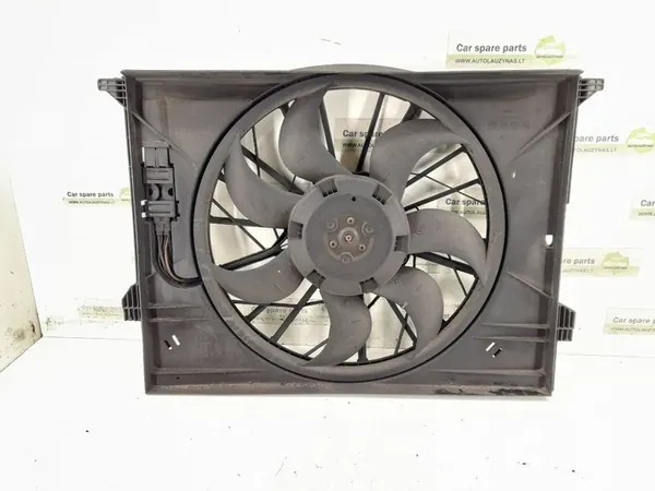 Mercedes E-Klass W211 Fläkt A2115002193 image 8