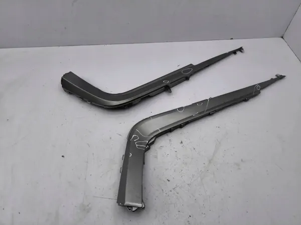 Hyundai i40 2013 Middenconsole bekleding OEM 846053Z001 image 2