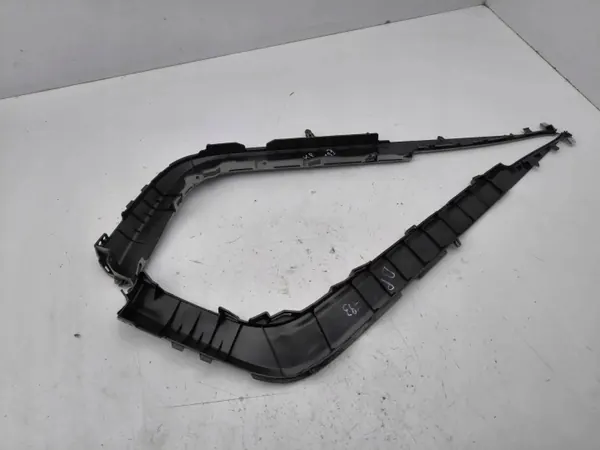 Hyundai i40 2013 Middenconsole bekleding OEM 846053Z001 image 4