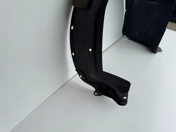 TOYOTA VERSO 09-17 Etuvasen Lokasuoja 538760F021 image 2