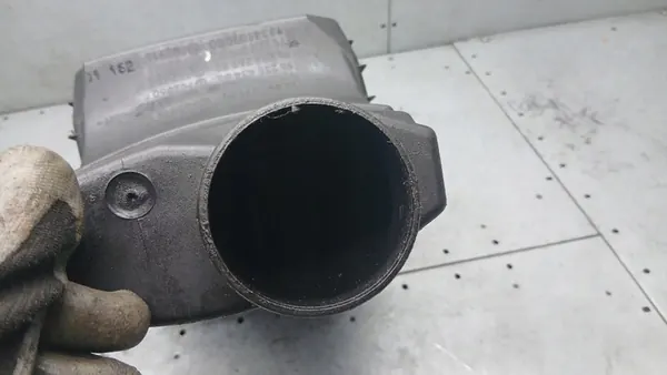 Ilmansuodattimen Kotelo Citroen Xsara Picasso I 1.8B 99-04R OEM image 8