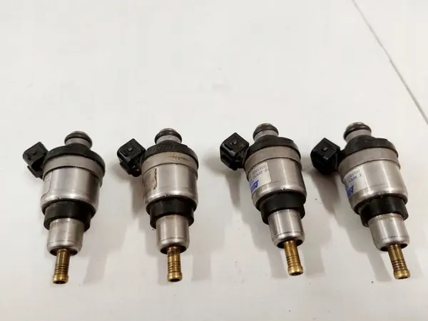 Injector Keihin OEM 67R-010092 para BMW 7 E65 image 3