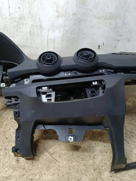 Salpicadero Audi Q2 16-19 OEM 81B858041 Usado image 4