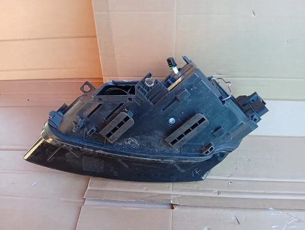 LÁMPARA DELANTERA AUDI Q5 8R0 image 8