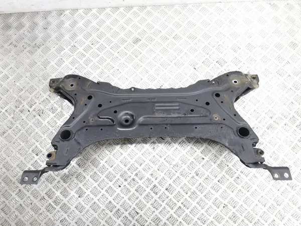 Mitsubishi OE AMD64932 Voorste Hulpframe - Gebruikt image 5