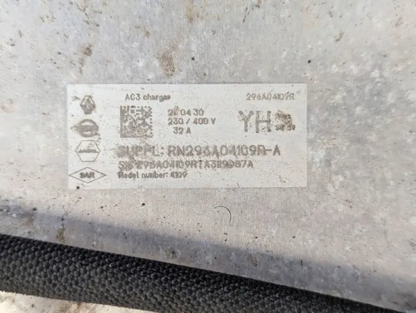 Inversor conversor Renault Megane E-Tech OEM image 3