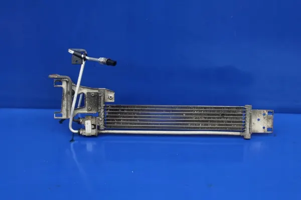 Oliekoeler OE Mercedes CLS W218 C218 3.5 A2045001201 image 2