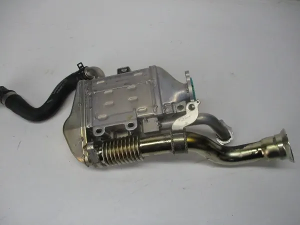 Refroidisseur d'échappement d'occasion OEM A6541400200 Mercedes image 2