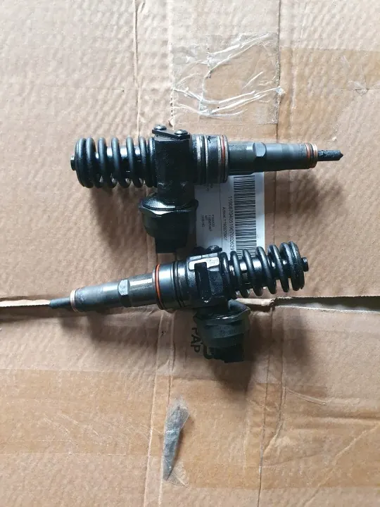 Einspritzpumpe OEM 0414720035 045130073T 2Stk image 4
