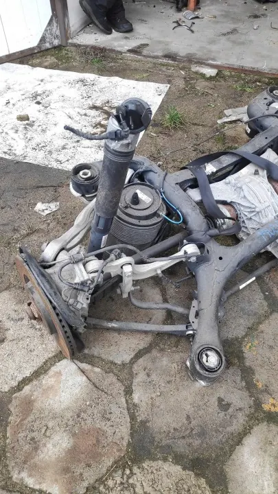 OEM 277425039R Achterasbalk voor Volkswagen Touareg III image 5