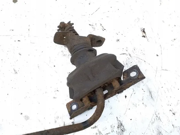 Montage de roue de secours Volkswagen Amarok image 3