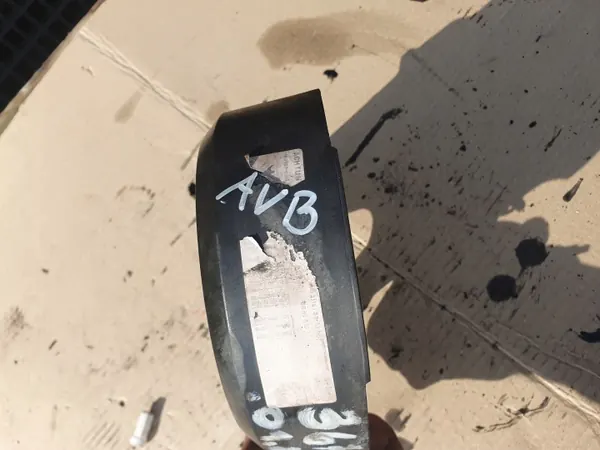 OEM 045109107E Ventildeckel för VW Passat B5 1.9 TDI image 4