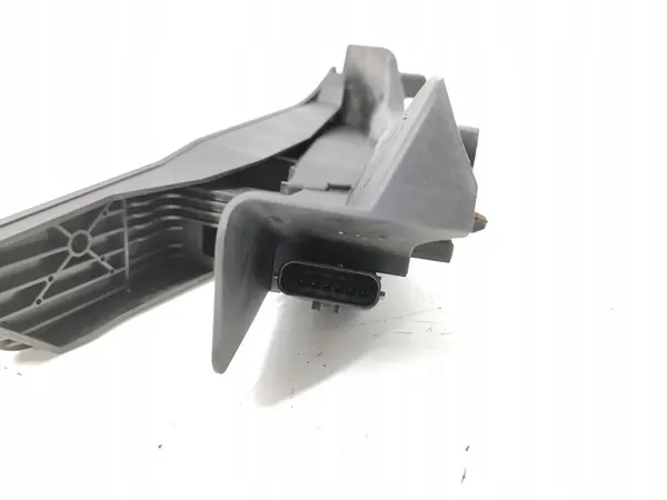 Audi Q3 8U 2012 Gaspedal image 7