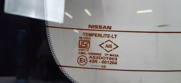 Luna Trasera Nissan Micra K13 OEM 90300-1HB0A image 4