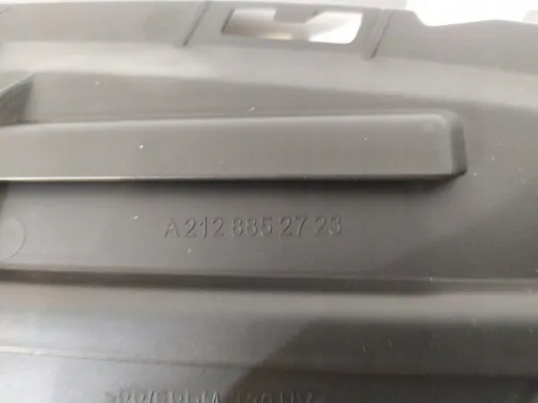 MB E W212 LCI AMG Grille de Pare-Chocs Gauche - A2128852723 image 2