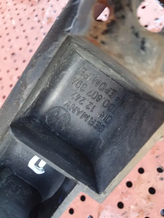 Silencieux central OEM pour VW Transporter T4 2.5 1999 image 6