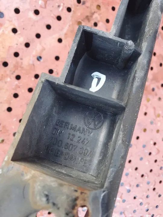 Silencieux central OEM pour VW Transporter T4 2.5 1999 image 7