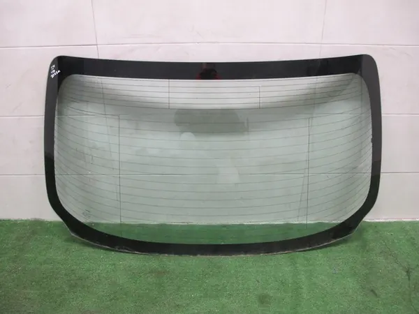 TOYOTA COROLLA E21 SEDAN BAKRE VÄRMD FÖNSTER image 2