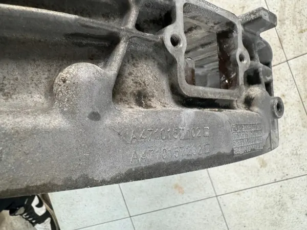 Växellådans kopplingshus OEM A4710157102 image 4