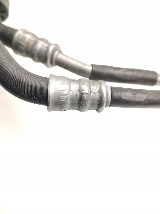 Conduit de refroidisseur d'huile Mercedes-Benz OE E-Class image 7