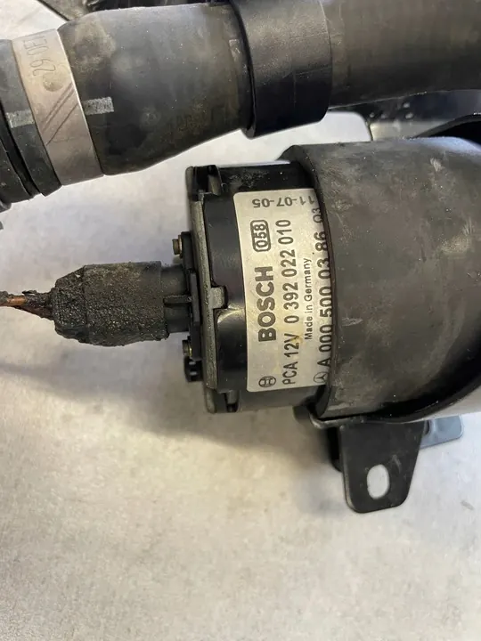 Vesipumpun Letku Mercedes W216 W221 4.7 V8 Biturbo image 7