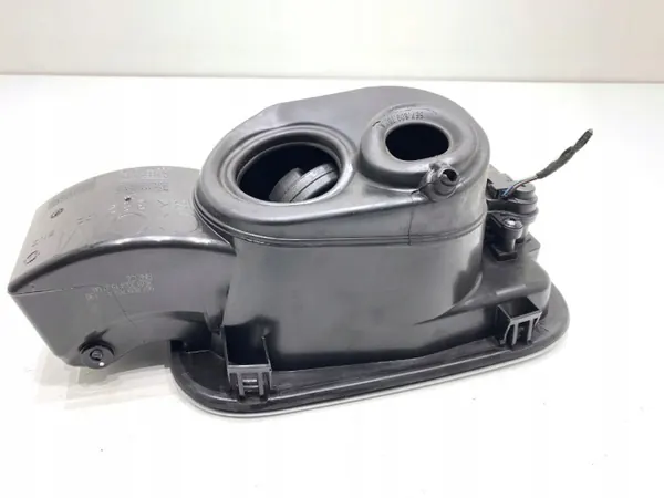 Polttoainekansi OEM 5E7809702A Skoda Octavia IV Farmari image 4