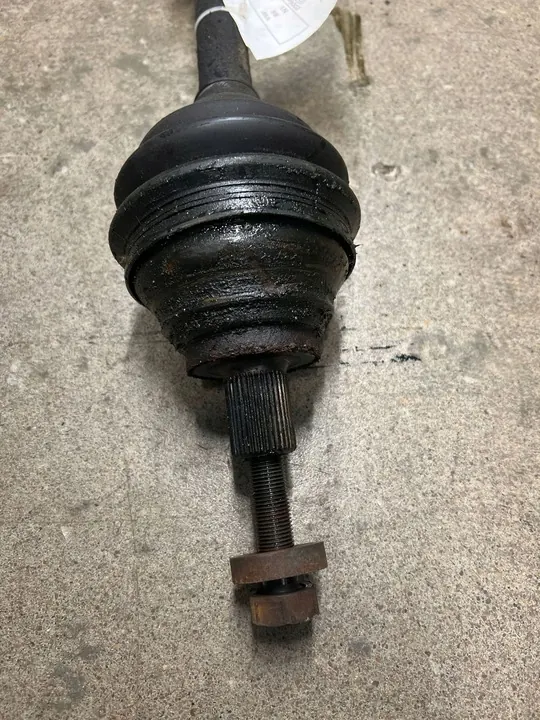 Vänster fram drivaxel VW Passat CC 2.0 TDI image 2